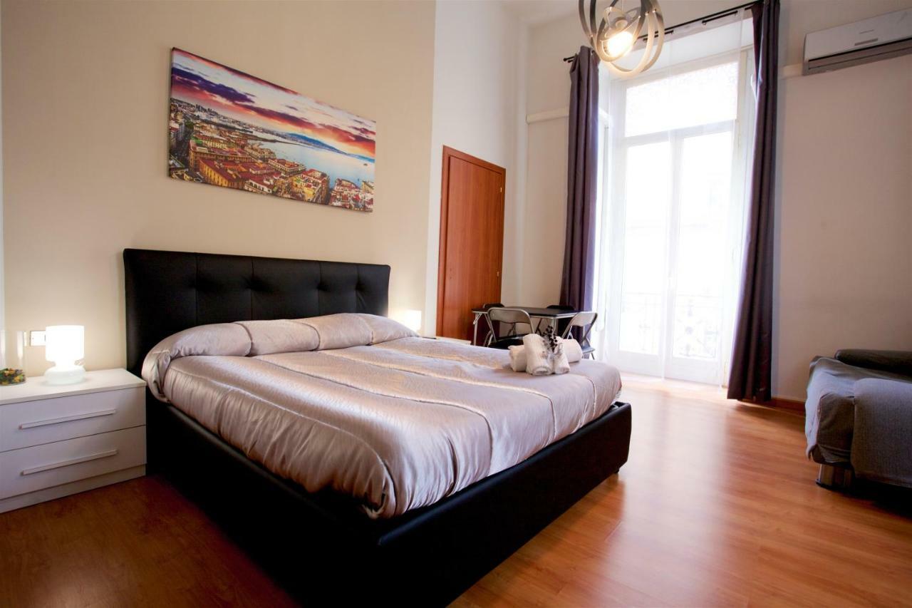 Metronapoli Bed & Breakfast Exterior foto