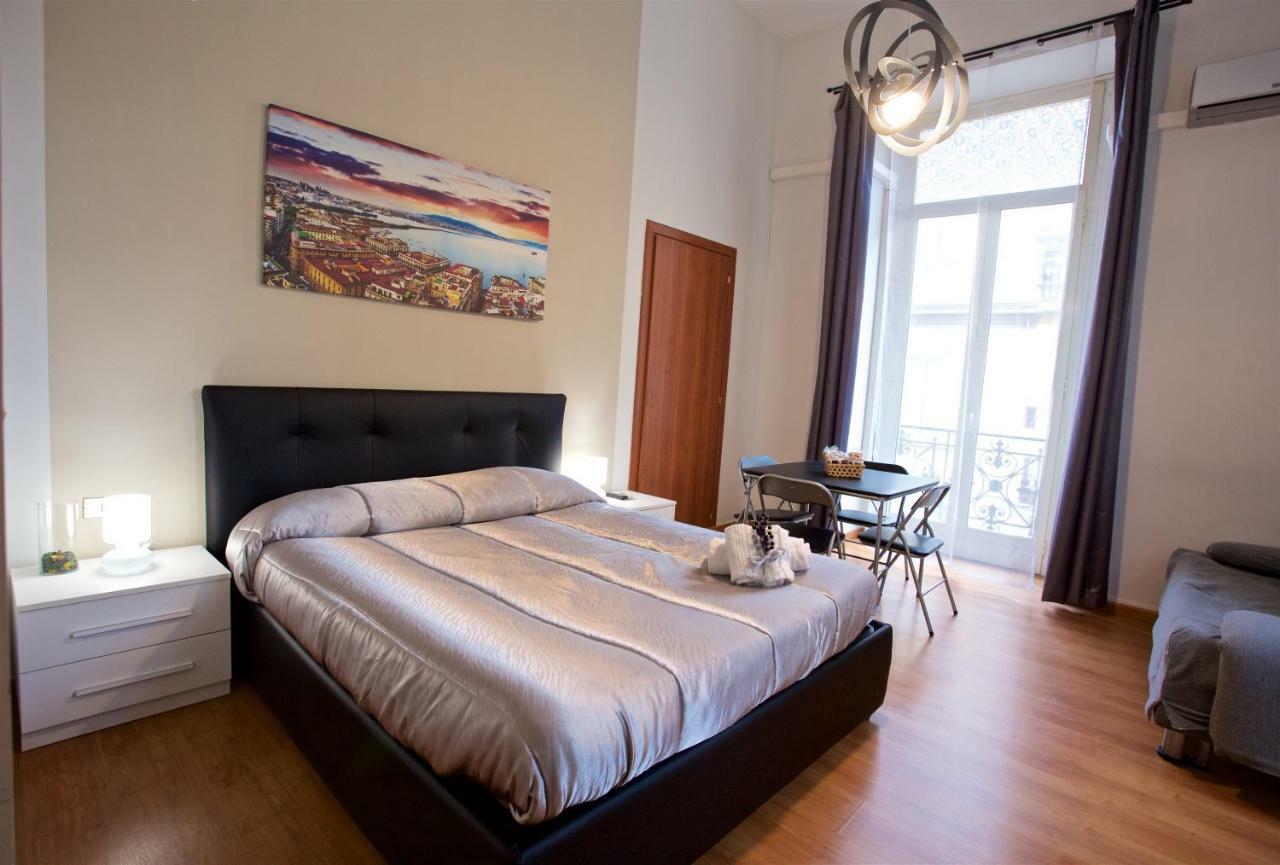 Metronapoli Bed & Breakfast Exterior foto