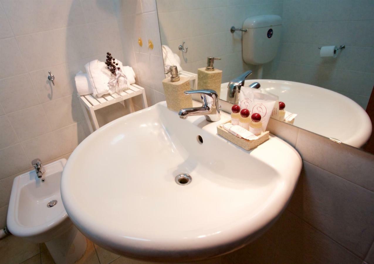 Metronapoli Bed & Breakfast Exterior foto
