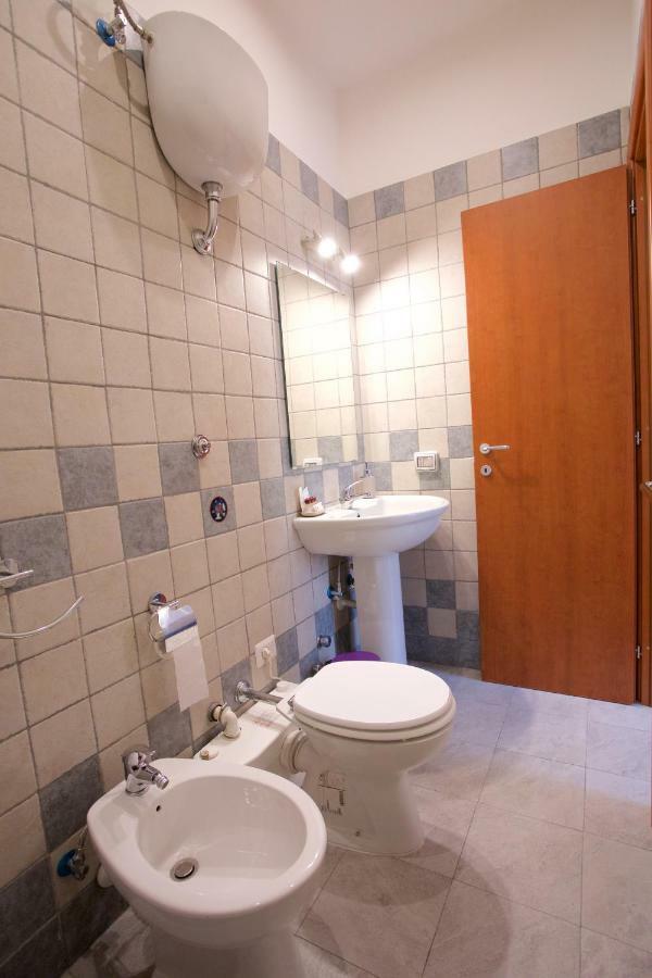 Metronapoli Bed & Breakfast Exterior foto
