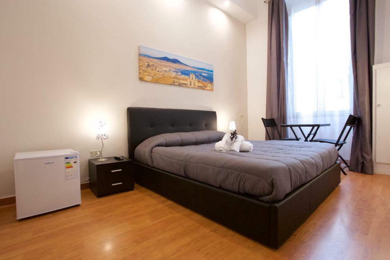 Metronapoli Bed & Breakfast Exterior foto